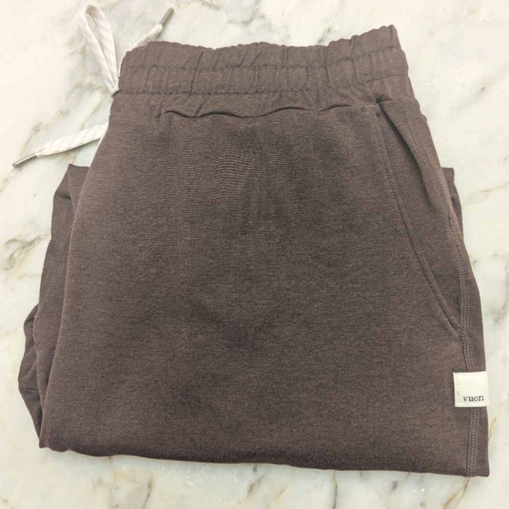 Vuori Performance Jogger, Elderberry Heather, size M